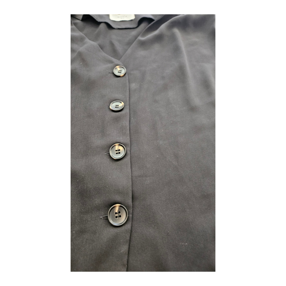 Elodie Medium Black Short Sleeve Button Up Shirt - Picture 3 of 10